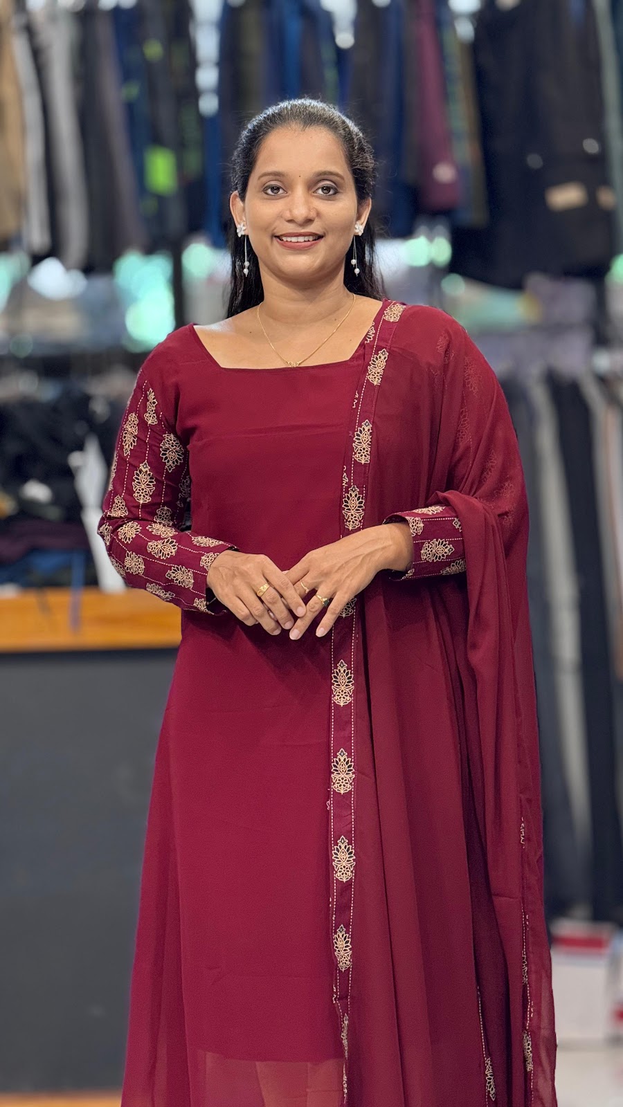 Georgette Aline Kurti with Shawl - Image 1