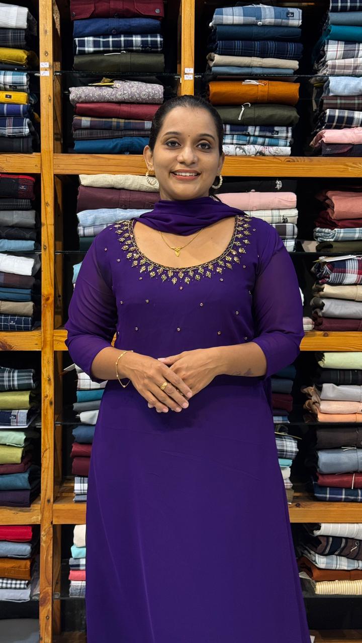 georgette hand work kurti with shawl olgh603 - Image 2